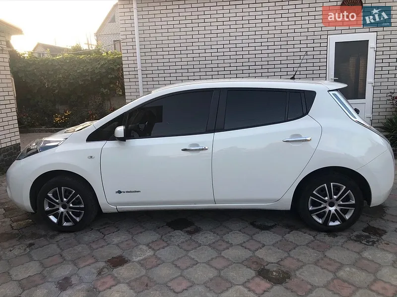 Nissan Leaf 2017