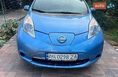 Nissan Leaf  2013