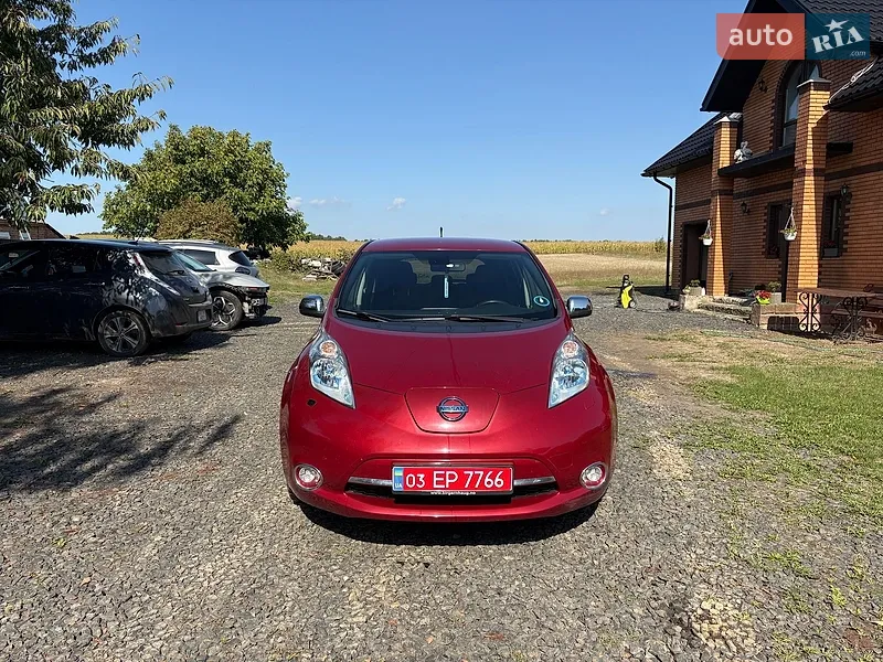 Nissan Leaf 2014