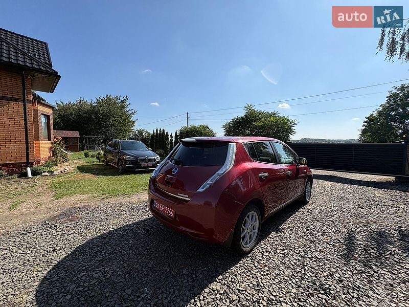 Хэтчбек Nissan Leaf 2014 в Луцке