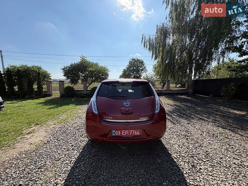Хэтчбек Nissan Leaf 2014 в Луцке