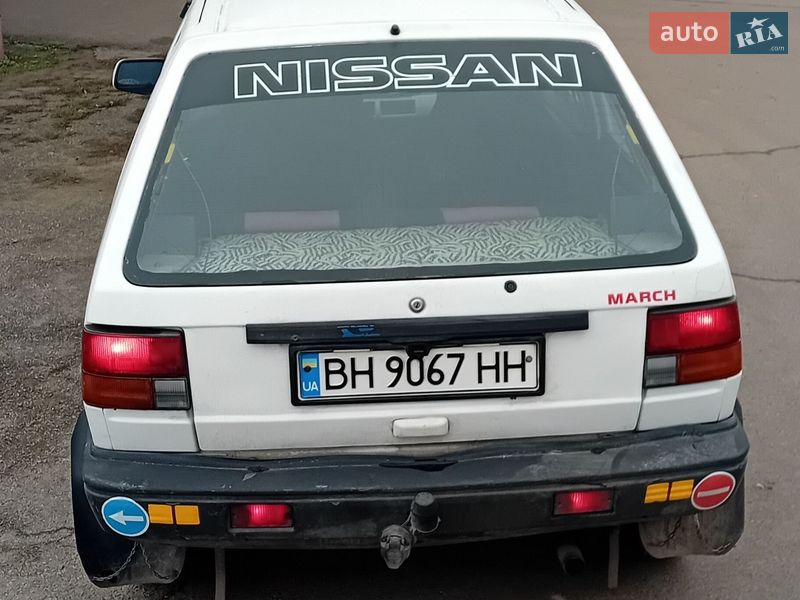 Легковые Nissan March
