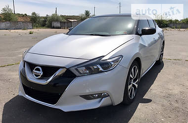 Nissan Maxima  2016