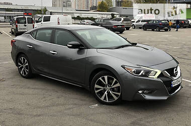 Nissan Maxima SV 2017