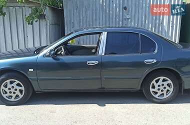 Nissan Maxima  1996