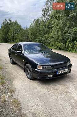 Nissan Maxima  2000