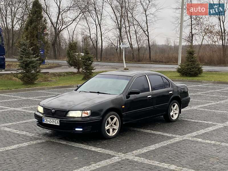 Седан Nissan Maxima