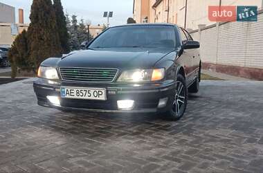 Nissan Maxima  1998