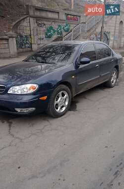 Nissan Maxima  2000