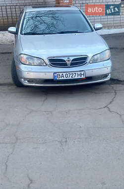 Nissan Maxima  2002