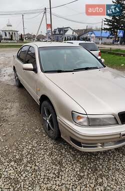 Nissan Maxima  1996