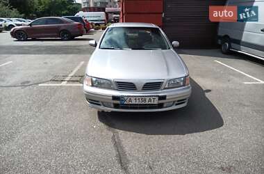 Nissan Maxima  1996