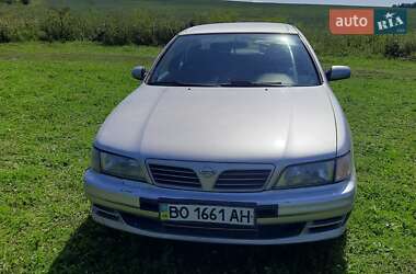 Nissan Maxima  1995