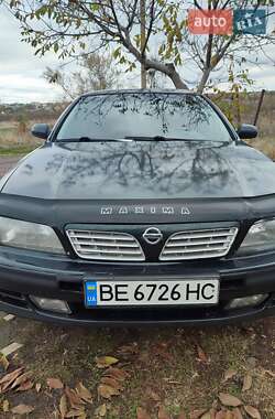 Nissan Maxima  1995