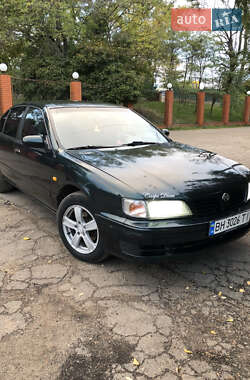 Nissan Maxima  1995