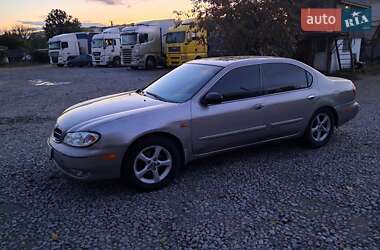 Nissan Maxima  2002
