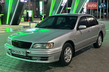 Nissan Maxima  1998