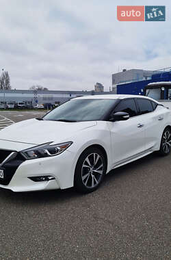 Nissan Maxima 2016