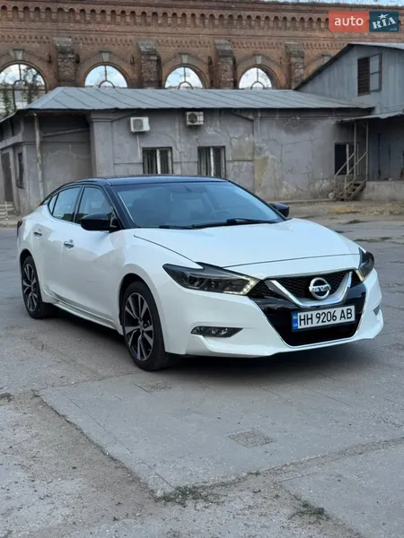 Nissan Maxima 2016