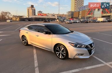 Nissan Maxima 2018