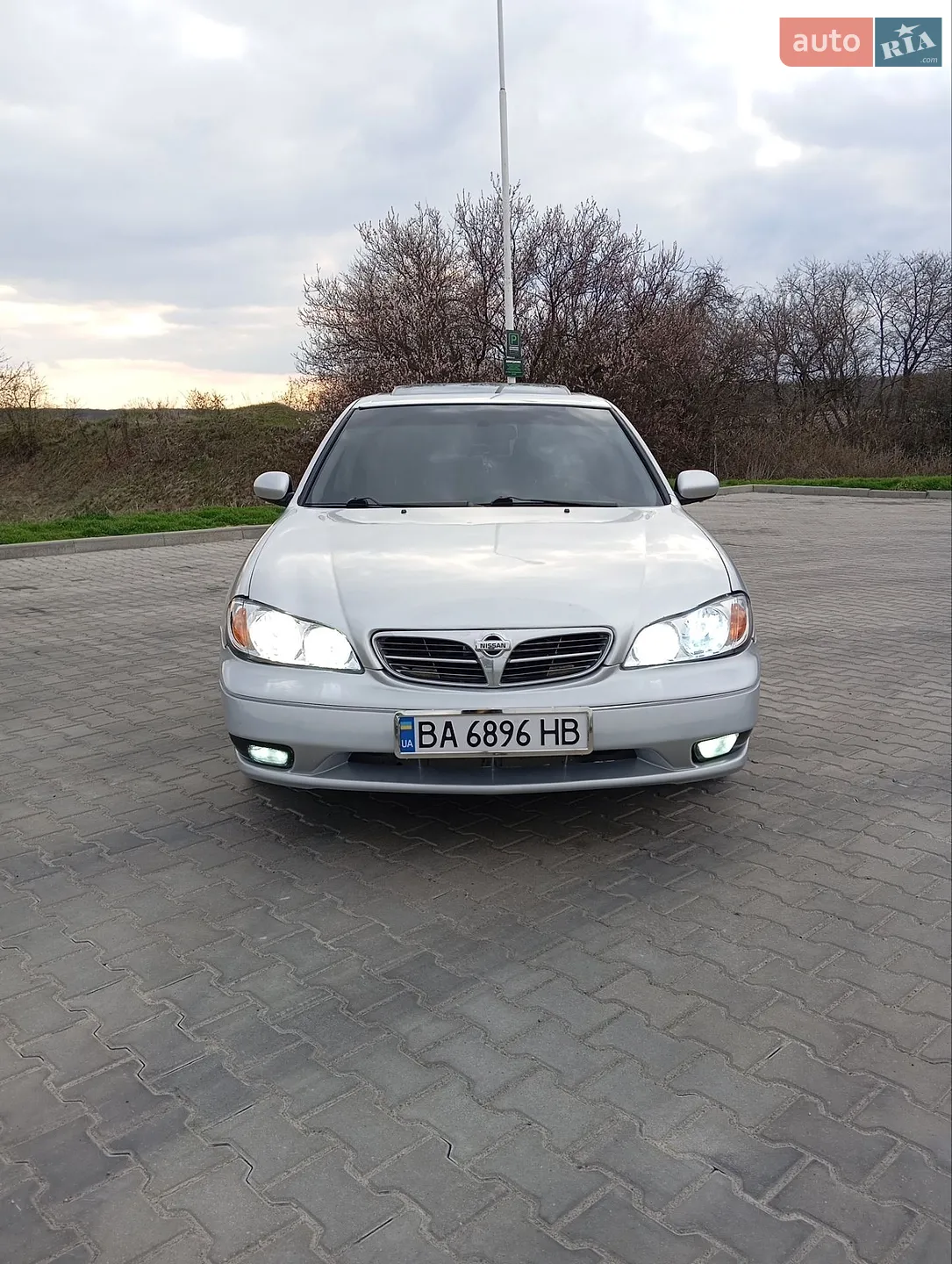 Nissan Maxima 2001 VIN JN1CAUA33U0063798 фото оголошення 3 з 10