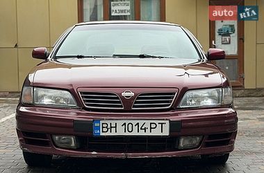 Nissan Maxima  1996