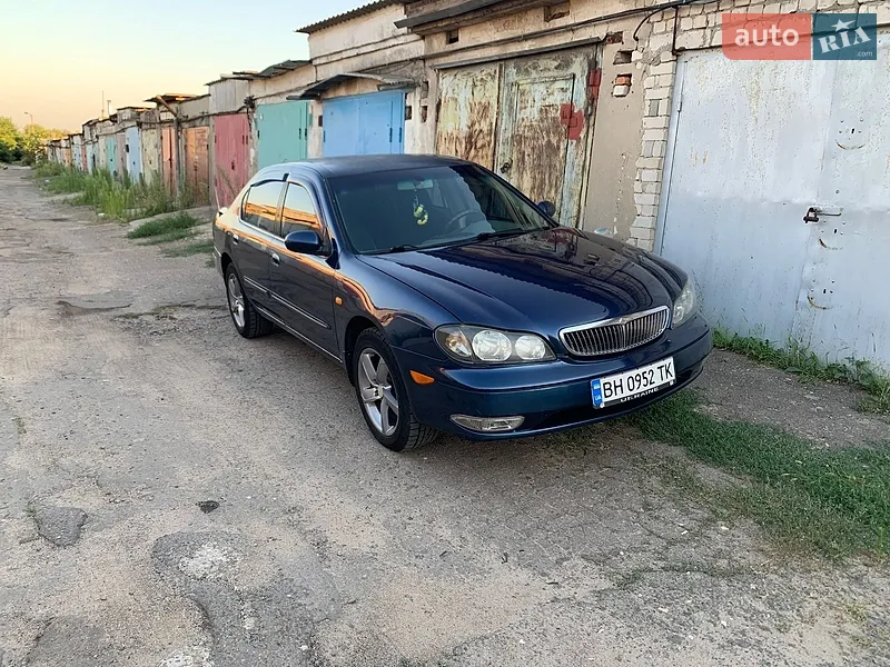 Nissan Maxima 2000