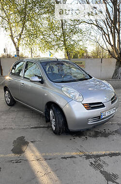 Nissan Micra  2003