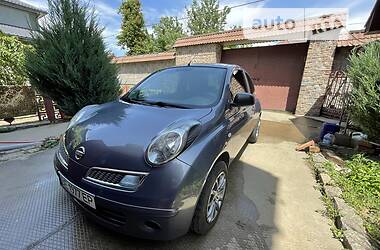 Nissan Micra  2010