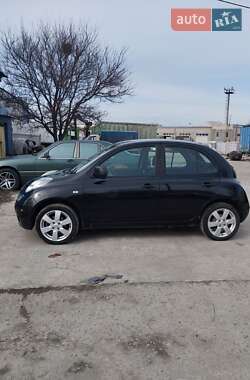 Nissan Micra 2010