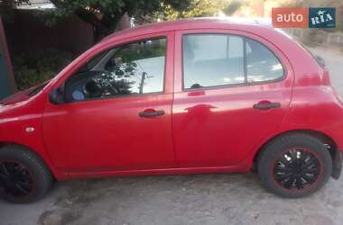 Nissan Micra  2004