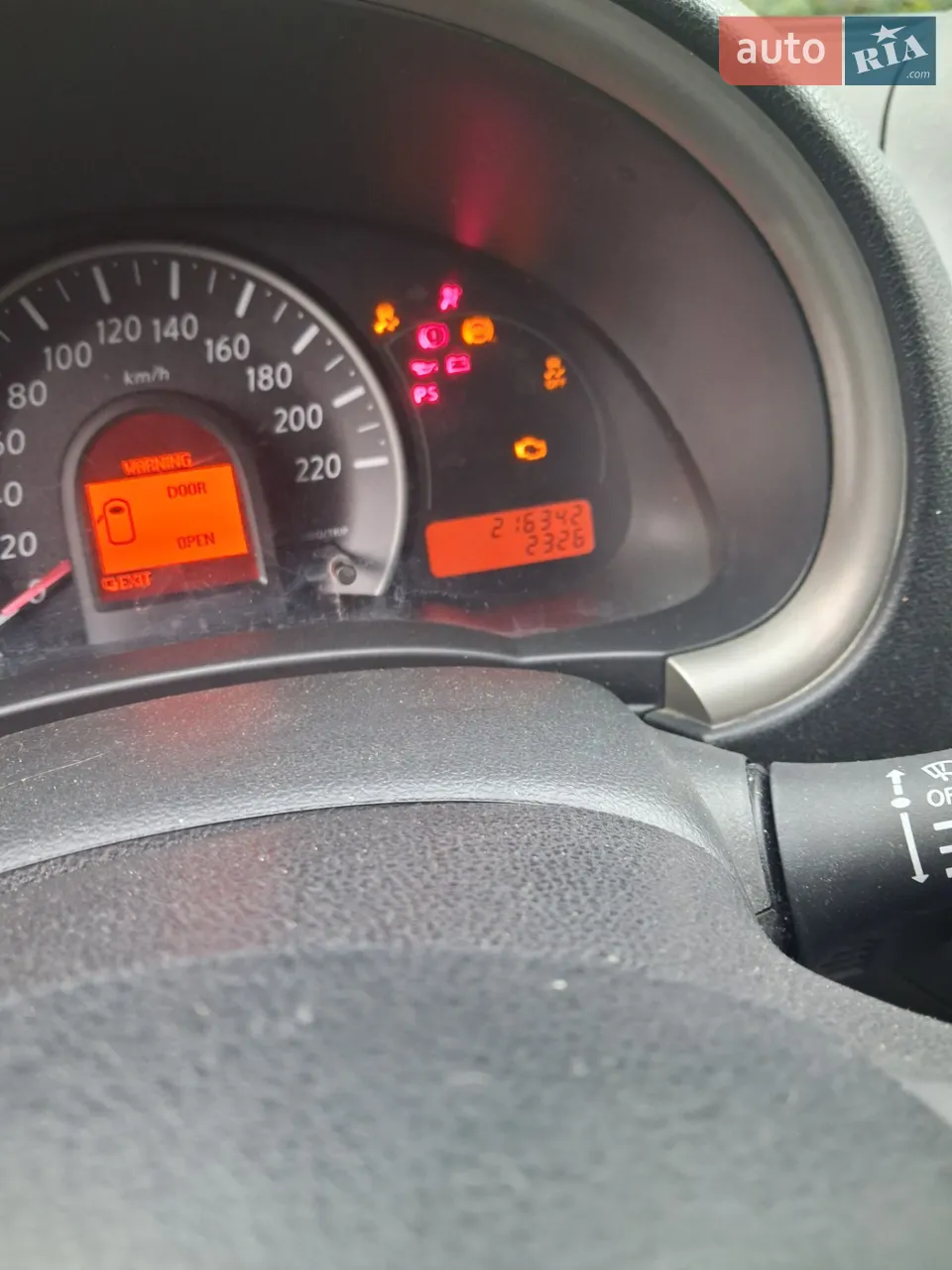 2010 Nissan Micra - мініатюра 2