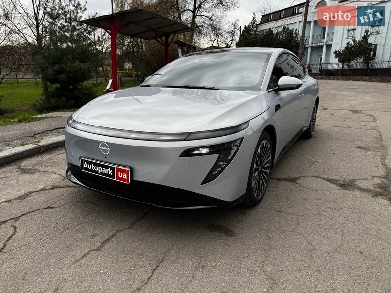 Легковые Nissan N7