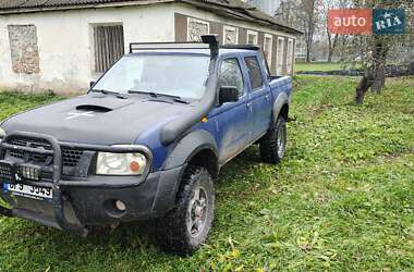 Nissan Navara 2004