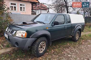 Nissan Navara  2004