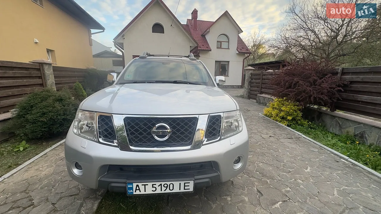 2014 Nissan Navara (Frontier) - фото 1