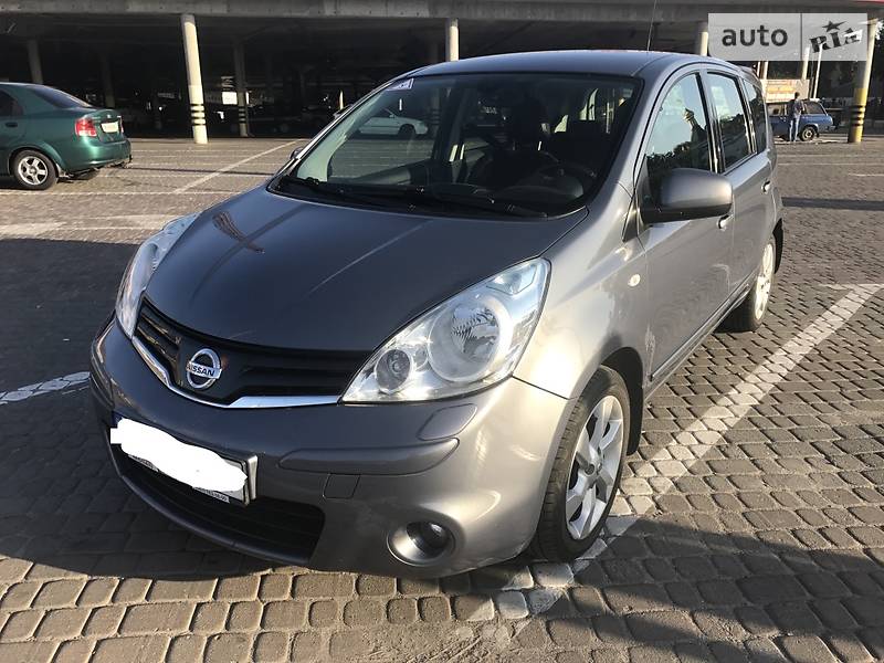 Nissan Note 2010 года
