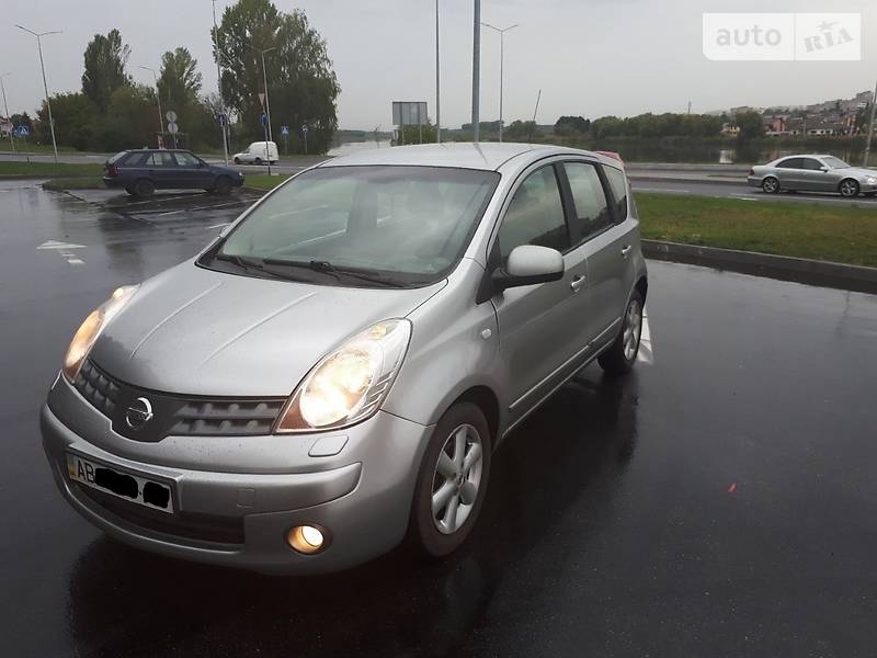 Nissan Note 2007 года