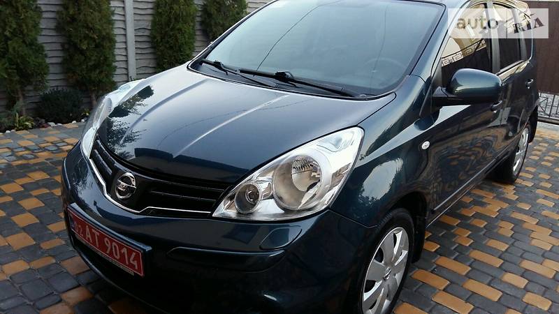 Nissan Note 2012 года
