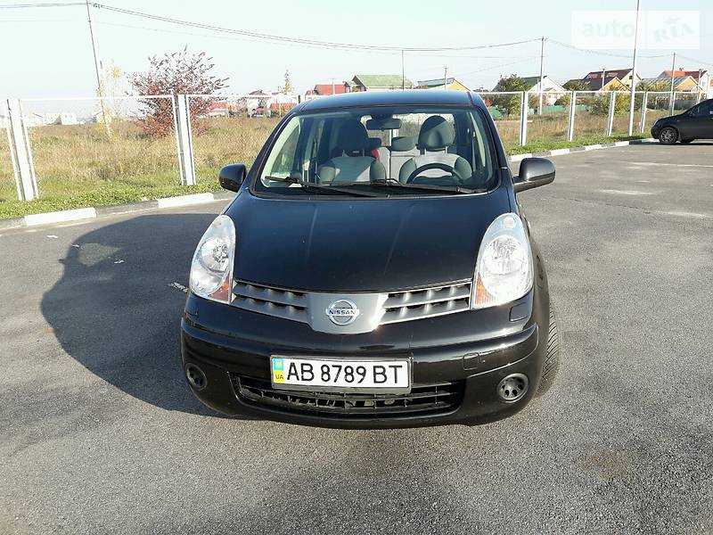 Nissan Note 2008 года