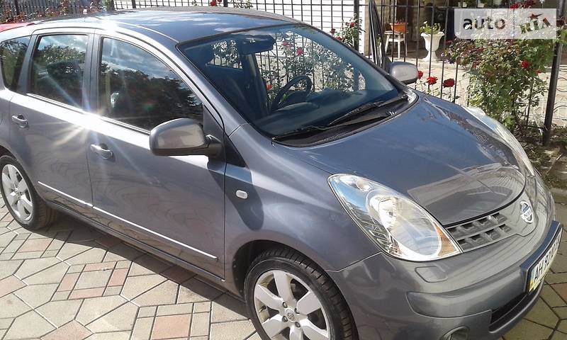 Nissan Note 2008 года
