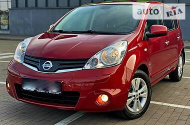 Nissan Note Official 2011