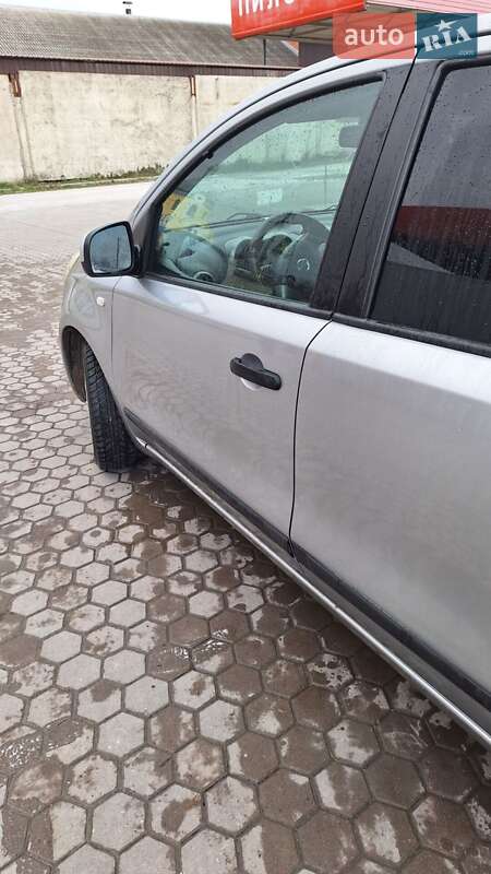 Хэтчбек Nissan Note 2007 в Тернополе