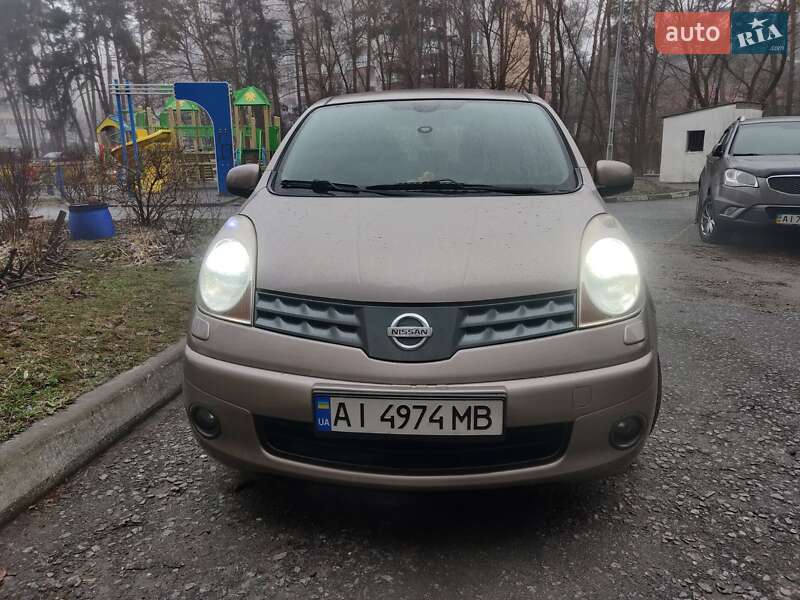 Хэтчбек Nissan Note 2008 в Украинке