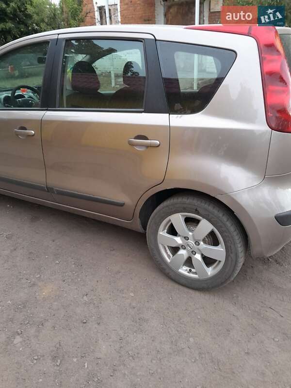 Хэтчбек Nissan Note 2006 в Харькове