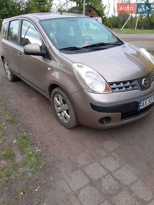 Хэтчбек Nissan Note 2006 в Харькове