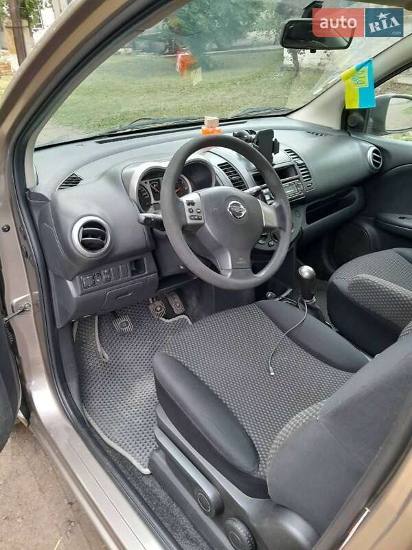 Хэтчбек Nissan Note 2006 в Харькове