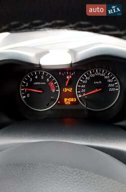 Хэтчбек Nissan Note 2013 в Умани