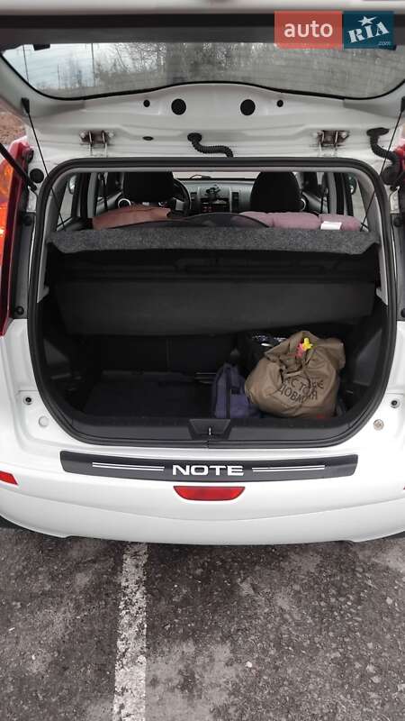 Хетчбек Nissan Note 2011 в Полтаві