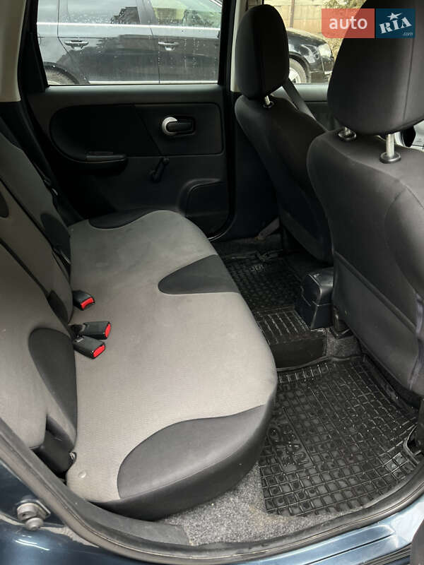 Хэтчбек Nissan Note 2012 в Ивано-Франковске